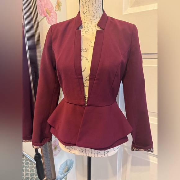 Amisu Peplum Blazer Jacket - Wine - Picture 3 of 8